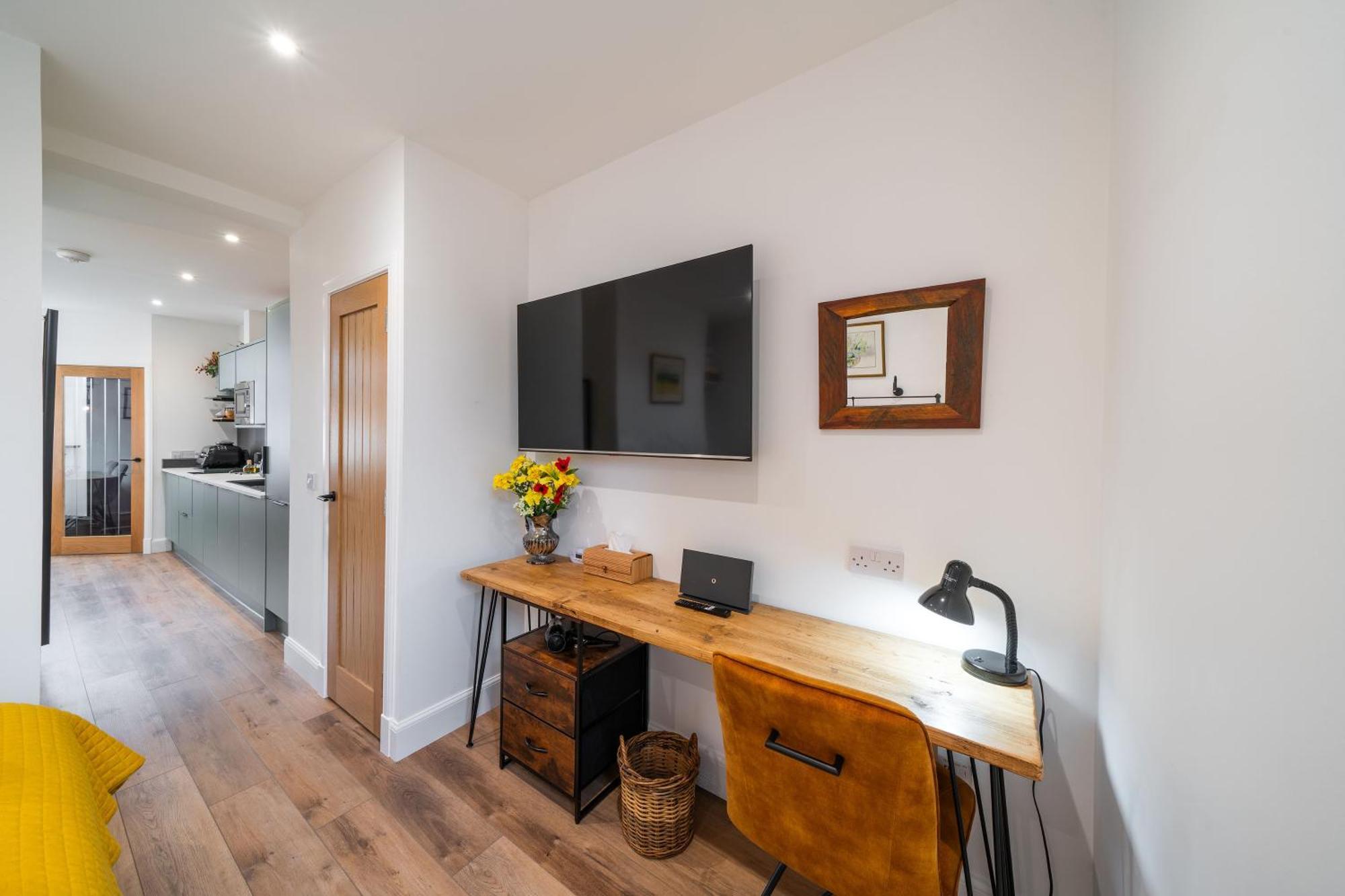 Grange8 Luxury Snug & Courtyard In Blairgowrie Apartment Blairgowrie and Rattray Exterior photo