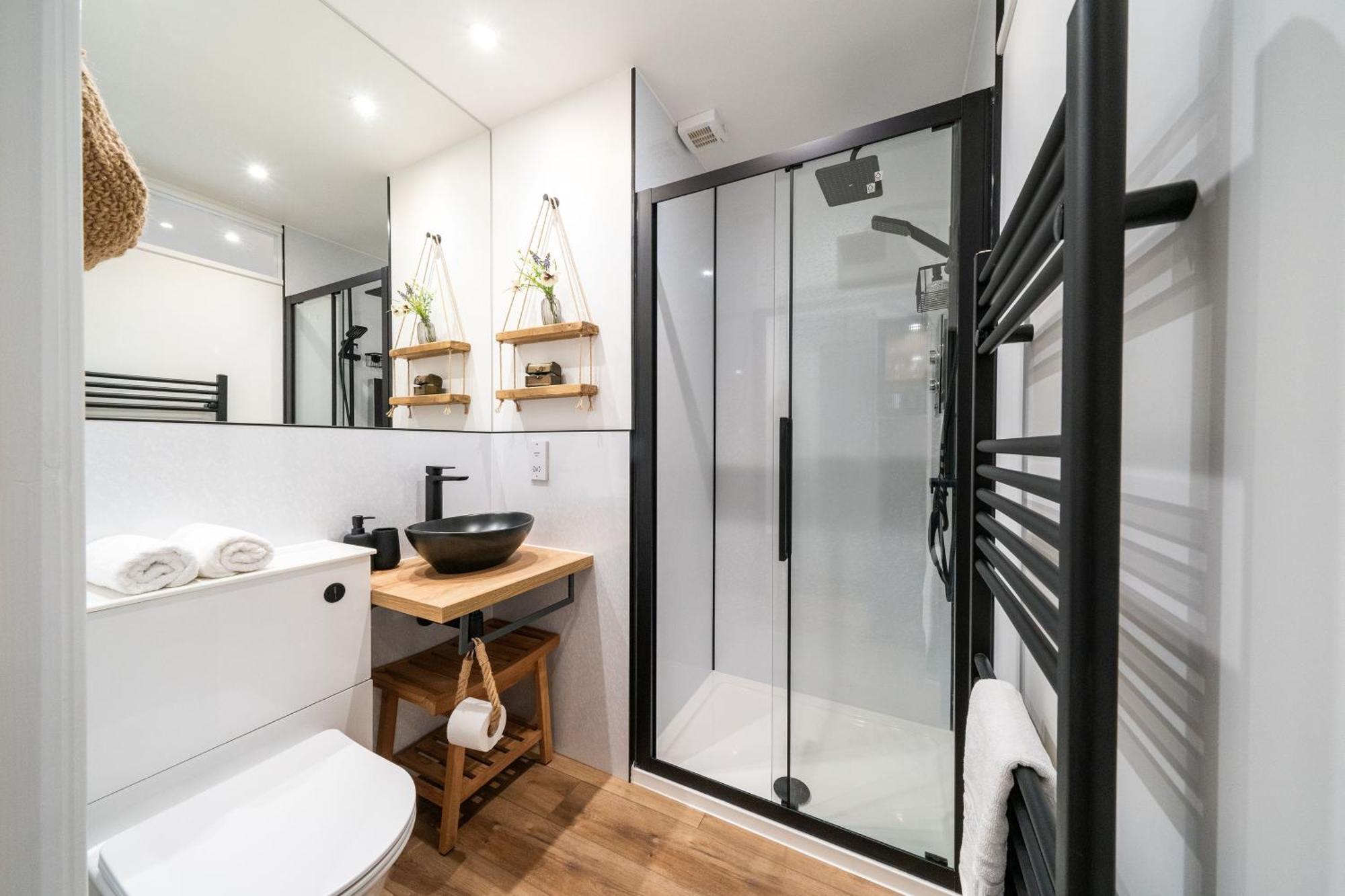Grange8 Luxury Snug & Courtyard In Blairgowrie Apartment Blairgowrie and Rattray Exterior photo